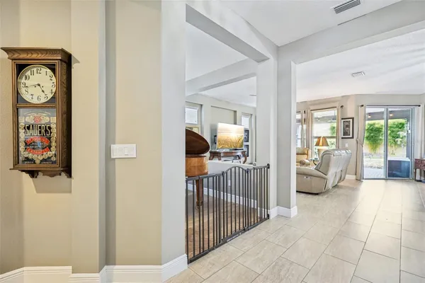 Property Slideshow image 3 of 40 | 508 narrow view ln, Groveland, FL, 34736