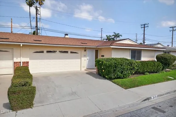 Property Slideshow image 2 of 65 | 317 e garden grn, Port Hueneme, CA, 93041