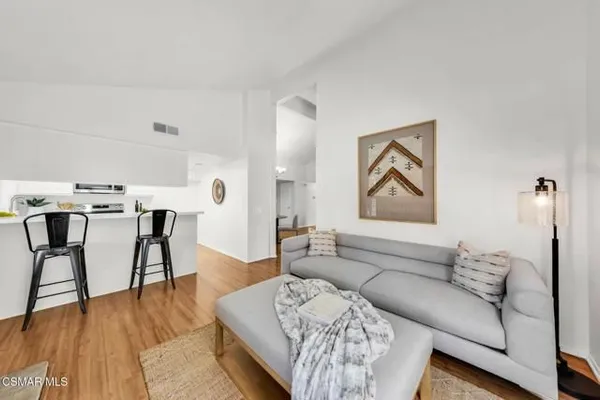 Property Slideshow image 3 of 53 | 769 birchpark cir 203, Thousand Oaks, CA, 91360