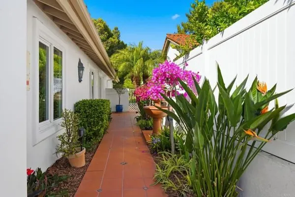Property Slideshow image 3 of 58 | 4708 galicia way, Oceanside, CA, 92056