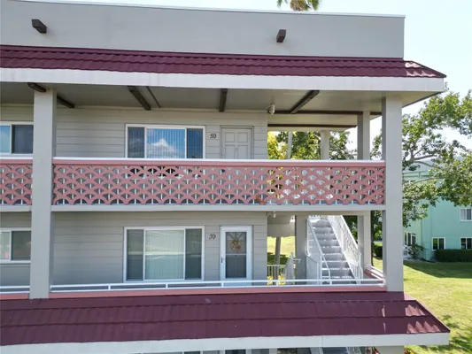 Property Slideshow image 2 of 17 | 2073 denmark st 59, Clearwater, FL, 33763