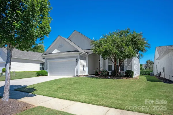 Property Slideshow image 3 of 28 | 3043 santee ct, Fort Mill, SC, 29707