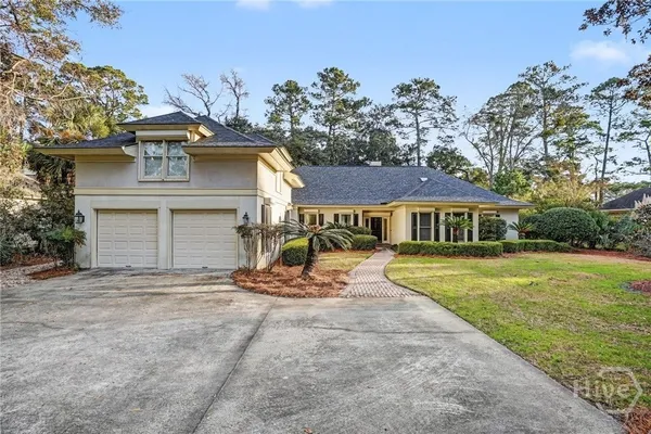 Property Slideshow image 2 of 36 | 4 odingsell ln, Savannah, GA, 31411