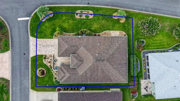 Property Slideshow image 2 of 47 | 2947 rain lily loop, The Villages, FL, 32163