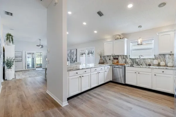 Property Slideshow image 3 of 53 | 8975 se 168th tailfer st, The Villages, FL, 32162