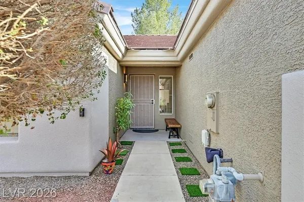Property Slideshow image 2 of 34 | 2021 joy view ln, Henderson, NV, 89012