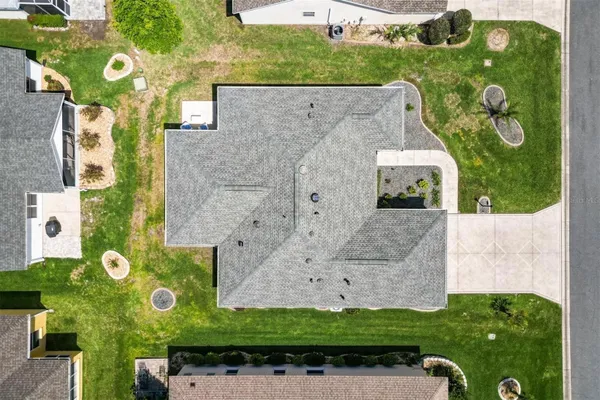 Property Slideshow image 2 of 38 | 2725 morven park way, The Villages, FL, 32162