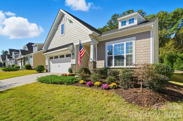 Property Slideshow image 2 of 47 | 128 van gogh trl, Mount Holly, NC, 28120