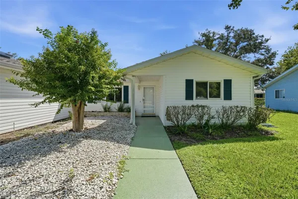 Property Slideshow image 2 of 42 | 17989 se 106th ct, Summerfield, FL, 34491