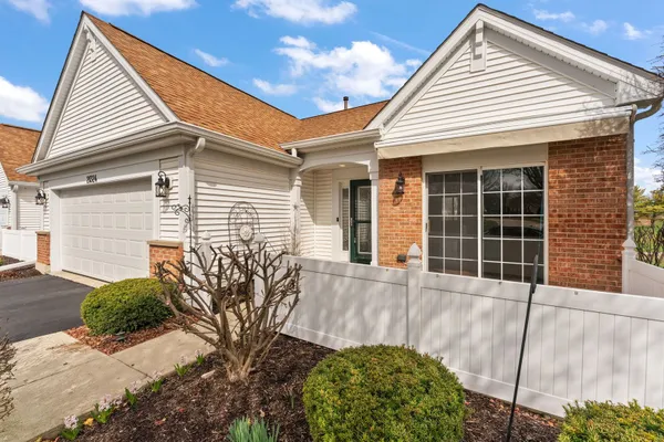 Property Slideshow image 2 of 41 | 21324 w douglas ln none, Plainfield, IL, 60544