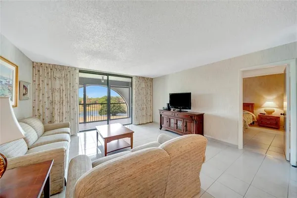 Property Slideshow image 3 of 53 | 3521 environ blvd b509, Lauderhill, FL, 33319