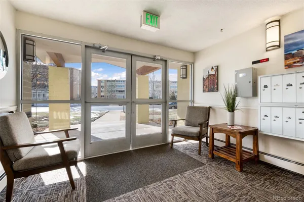 Property Slideshow image 3 of 43 | 660 s alton way apt 5b, Denver, CO, 80247