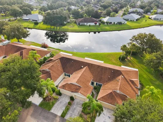 Property Slideshow image 2 of 91 | 2339 nantucket dr 34, Sun City Center, FL, 33573
