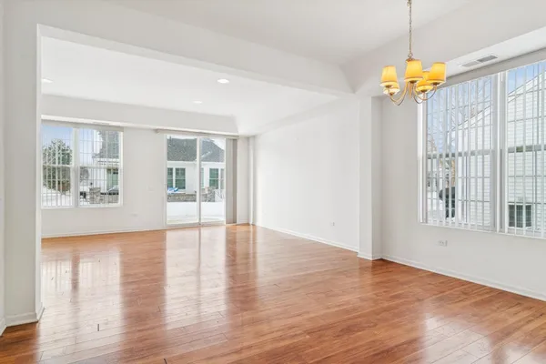 Property Slideshow image 2 of 16 | 12543 castle rock dr, Huntley, IL, 60142