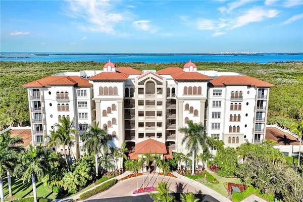 Property Slideshow image 2 of 34 | 24001 via castella dr 3103, Bonita Springs, FL, 34134