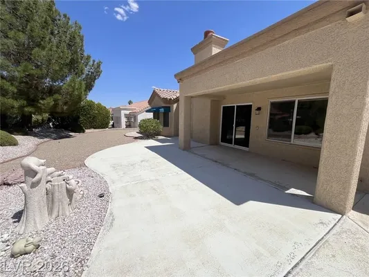 Property Slideshow image 3 of 43 | 8912 meadowood dr, Las Vegas, NV, 89134
