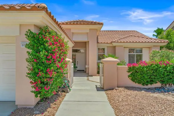 Property Slideshow image 2 of 41 | 37232 pineknoll ave, Palm Desert, CA, 92211
