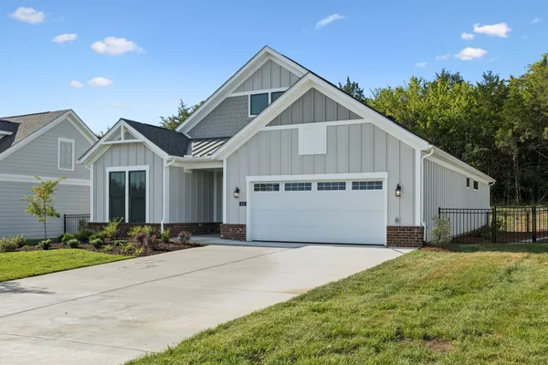 Property Slideshow image 2 of 60 | 412 gooding blvd, Smyrna, TN, 37167