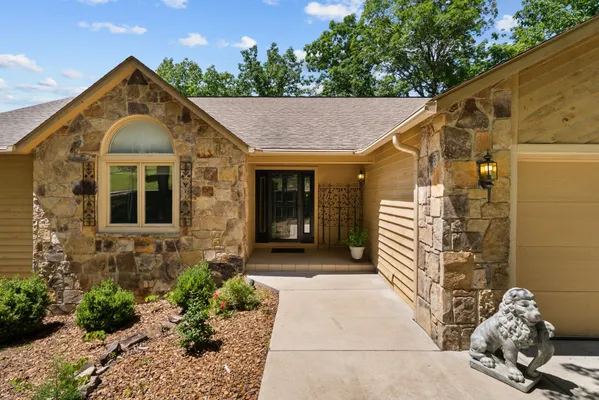 Property Slideshow image 3 of 39 | 45 markham ter, Crossville, TN, 38558