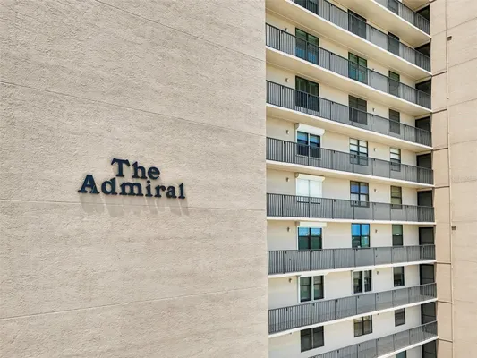 Property Slideshow image 2 of 29 | 7300 sun island dr 1602, South Pasadena, FL, 33707