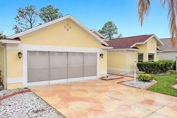 Property Slideshow image 2 of 46 | 1738 augustine dr, The Villages, FL, 32159