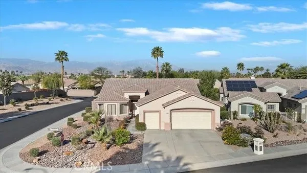 Property Slideshow image 2 of 49 | 39375 falconwood ct, Palm Desert, CA, 92211