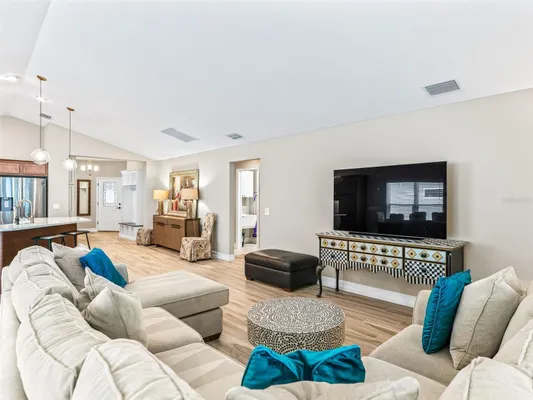 Property Slideshow image 3 of 42 | 889 jay st, The Villages, FL, 32163