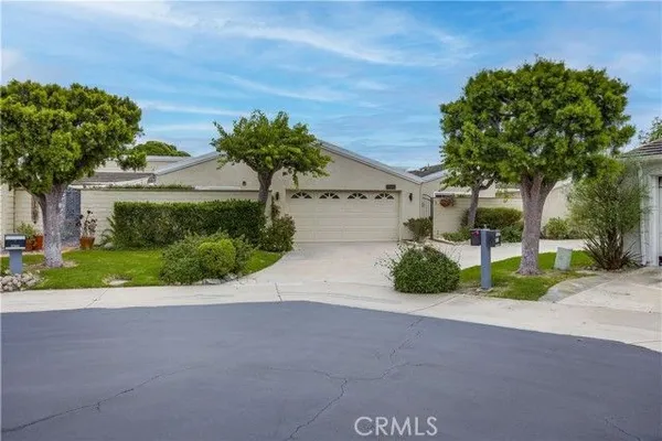 Property Slideshow image 3 of 53 | 22876 montalvo rd, Laguna Niguel, CA, 92677