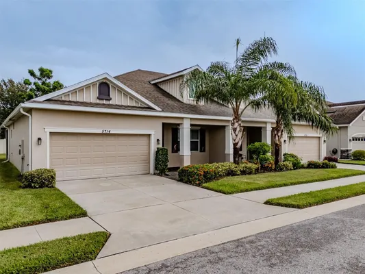 Property Slideshow image 3 of 50 | 5714 stockport st, Riverview, FL, 33578