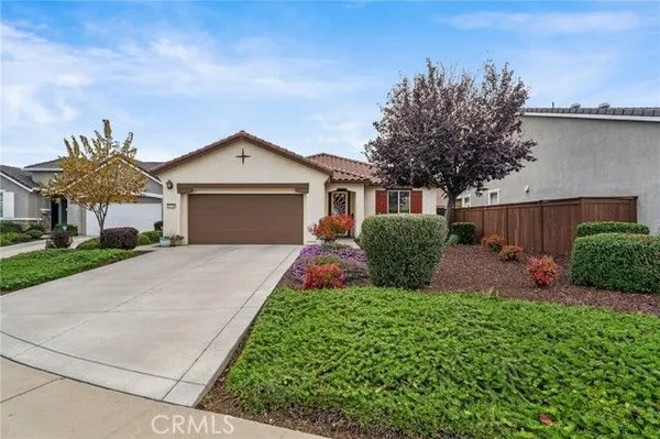 Property Slideshow image 2 of 40 | 9276 red thistle ct, Sacramento, CA, 95829