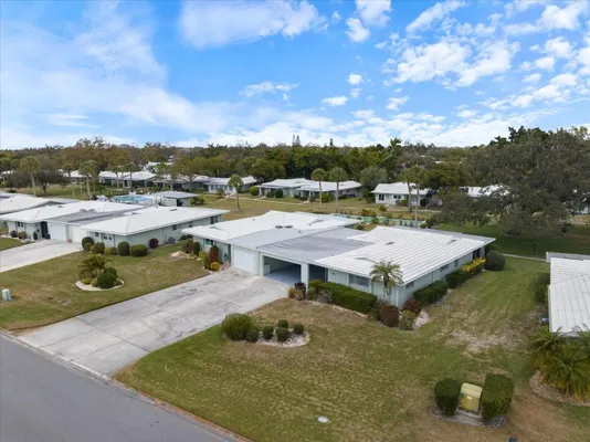 Property Slideshow image 2 of 21 | 3230 village green dr 1032, Sarasota, FL, 34239