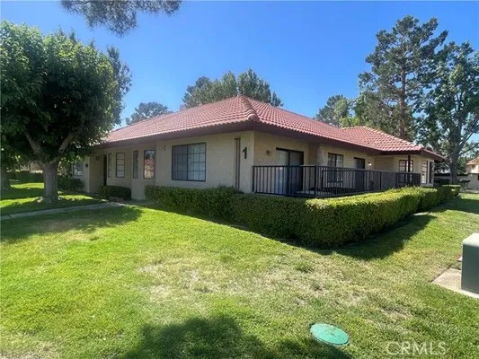 Property Slideshow image 2 of 27 | 19170 palo verde dr, Apple Valley, CA, 92308