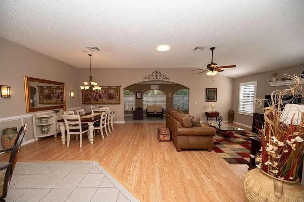 Property Slideshow image 3 of 24 | 3165 hudson ct, The Villages, FL, 32162