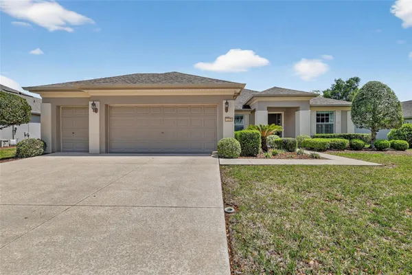 Property Slideshow image 2 of 43 | 7271 sw 95th ct, Ocala, FL, 34481