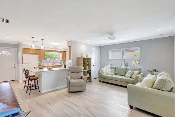 Property Slideshow image 2 of 44 | 4420 tecumseh trl # 38, Sarasota, FL, 34233