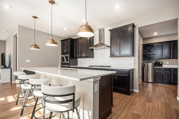 Property Slideshow image 3 of 40 | 3207 dove mountain dr, Aurora, IL, 60503