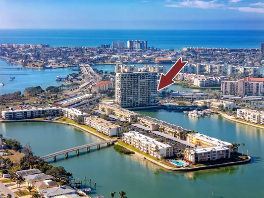 Property Slideshow image 2 of 54 | 7300 sun island dr 706, South Pasadena, FL, 33707