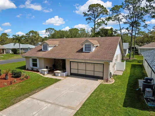 Property Slideshow image 3 of 39 | 6433 lost tree ln, Spring Hill, FL, 34606