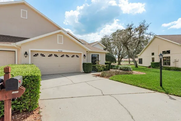 Property Slideshow image 2 of 47 | 9330 whispering meadow ct, New Port Richey, FL, 34655