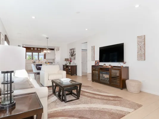 Property Slideshow image 3 of 62 | 3201 dove mountain dr, Aurora, IL, 60503