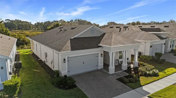Property Slideshow image 2 of 89 | 2071 limestone trl, Kissimmee, FL, 34747