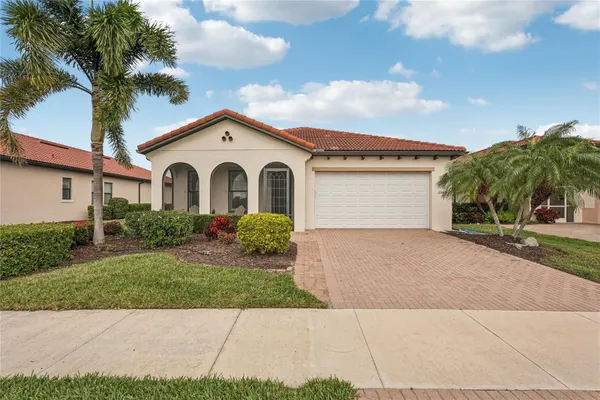 Property Slideshow image 2 of 81 | 23524 copperleaf dr, Venice, FL, 34293