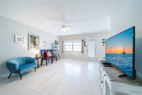Property Slideshow image 3 of 37 | 458 tilford u # 458, Deerfield Beach, FL, 33442