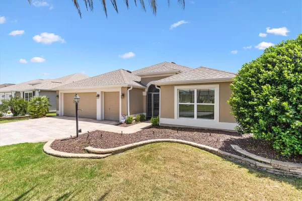 Property Slideshow image 3 of 40 | 3055 nighthawk ter, The Villages, FL, 32163