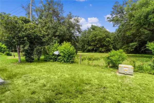 Property Slideshow image 3 of 5 | 1709 e schwartz blvd, The Villages, FL, 32159