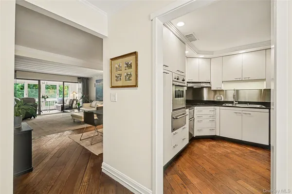 Property Slideshow image 2 of 45 | 34 heritage hls c, Somers, NY, 10589
