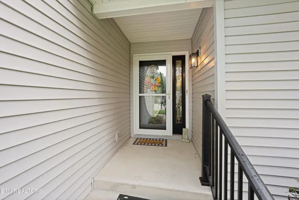 Property Slideshow image 2 of 37 | 13 kent ct, Crossville, TN, 38558