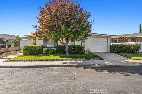 Property Slideshow image 3 of 32 | 10811 bel air dr, Cherry Valley, CA, 92223