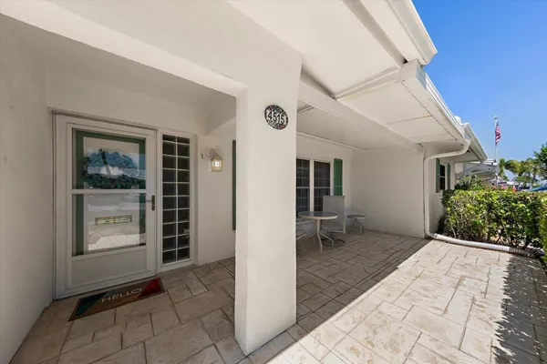 Property Slideshow image 2 of 29 | 4515 98th ter, Pinellas Park, FL, 33782