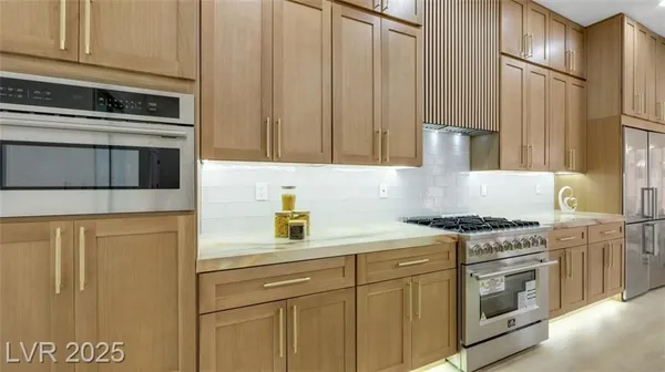 Property Slideshow image 2 of 51 | 3013 abercorn dr, Las Vegas, NV, 89134